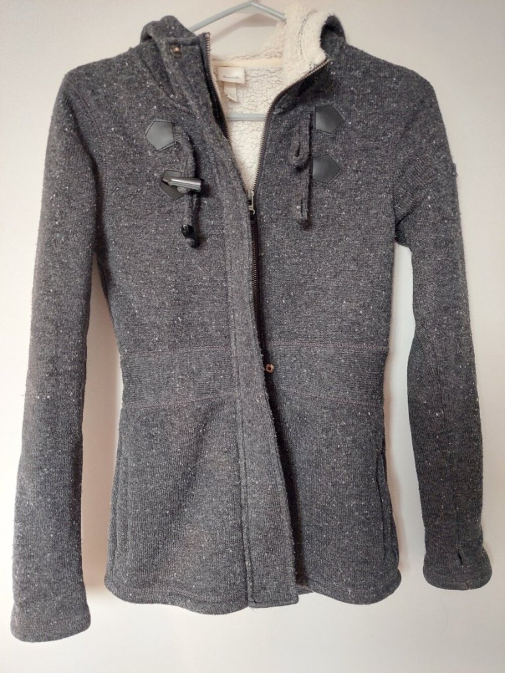 BENCH Dark Gray Mid Length Hooded Zip Up Sherpa Coat Toggle Closures (Size XS)
